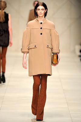 La moda es un va y ven * Aparcados en los 60's La moda es un va y ven * Aparcados en los 60's