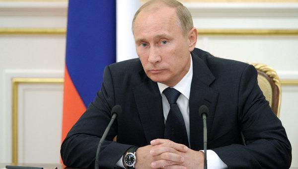 Putin seguirá con la renovación del ejército de Rusia si vuelve al Kremlin Vladímir Putin