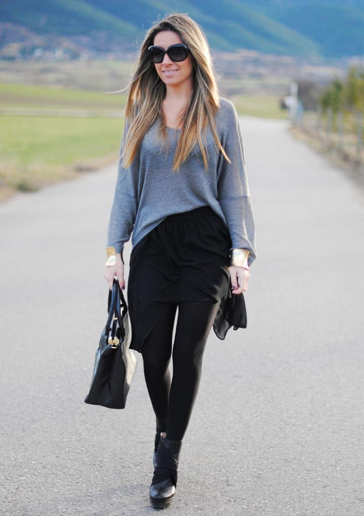 Asymmetrical skirt (II) Asymmetrical skirt (II)