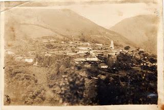 FUNDICIÓN DEL HOMBRE AL QUE LE NACIERON RECUERDOS. FUNDICIÓN DEL HOMBRE AL QUE LE NACIERON RECUERDOS.
