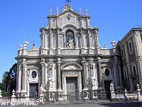 Catania: turismo a los pies del volcán Etna Catania: turismo a los pies del volcán Etna