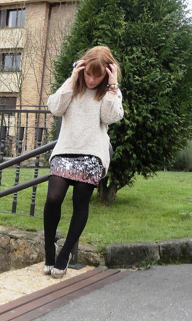 PLUMA, PUNTO, PITÓN Y LENTEJUELAS....¿es posible? PLUMA, PUNTO, PITÓN Y LENTEJUELAS....¿es posible?