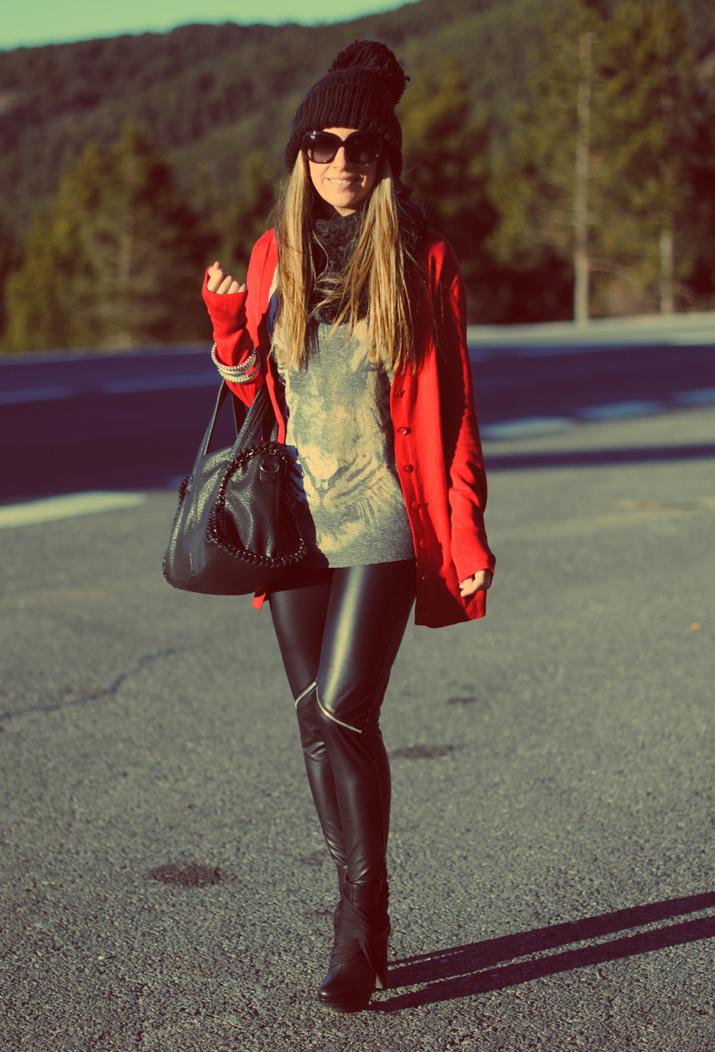 Tiger tee and pompom hat