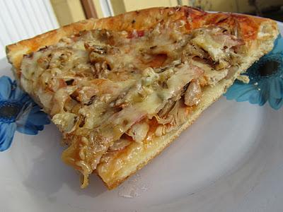 Pizza de pollo asado (aprovechamiento)