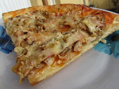 Pizza de pollo asado (aprovechamiento)