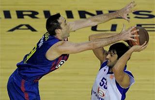 Acelerón final para vencer a un incómodo Cantú en la vuelta de Basile al Palau (65-58)