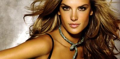 CONSEJOS PARA LUCIR UN CABELLO FINO MÁS SANO Y CON MAYOR VOLUMEN CONSEJOS PARA LUCIR UN CABELLO FINO MÁS SANO Y CON MAYOR VOLUMEN