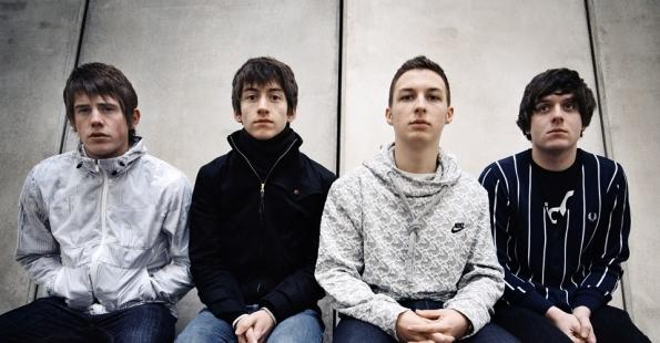 Escucha un nuevo tema de los Arctic Monkeys