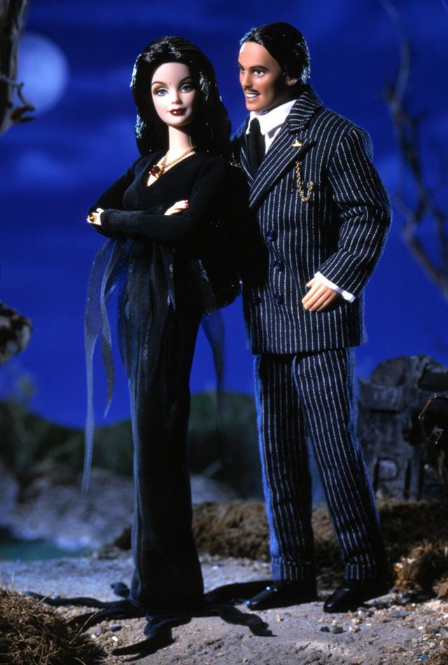 Barbie y Ken Familia Addams