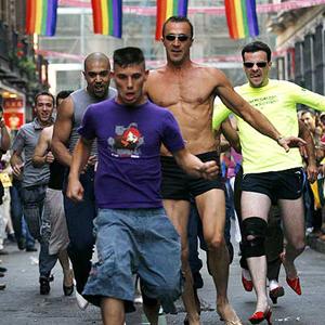 Confunden una maratón con una marcha gay Confunden una maratón con una marcha gay