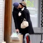 Emma-Stone-Andrew-Garfield-NYC-010812-3-435x580 Emma-Stone-Andrew-Garfield-NYC-010812-3-435x580
