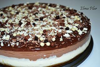 Tarta a los Tres Chocolates (Thermomix) Tarta a los Tres Chocolates (Thermomix)