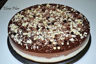 Tarta a los Tres Chocolates (Thermomix) Tarta a los Tres Chocolates (Thermomix)