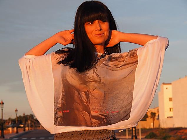 OLYMPUS DIGITAL CAMERA Gris