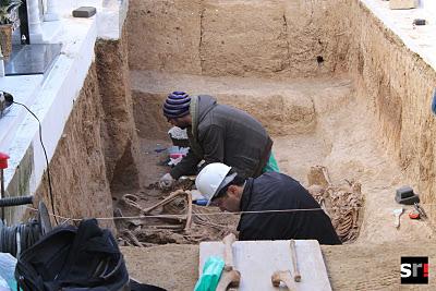 Un himno para un funeral tardío Un himno para un funeral tardío