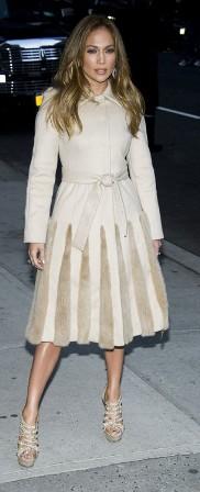 Jennifer López, amor, trabajo y estilo en Nueva York. Analizamos su vestuario