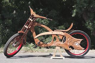 Bicicletas con Madera Reciclada Bicicletas con Madera Reciclada