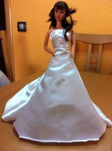 Vestido de novia para Barbie. Parte IV, el vestido de raso.