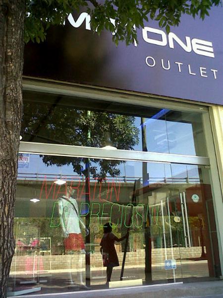 Nuevo local Admit One Nuevo local Admit One