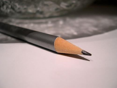 curso de elementos de proyecto | lápiz plateado | por arquera.