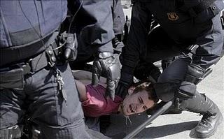 ¿Antidisturbios o Prodisturbios? ¿Antidisturbios o Prodisturbios?