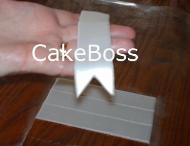 Paso a paso: Lazos con fondant V shap de cada cuerda