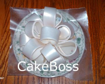 Paso a paso: Lazos con fondant la organización de la curva superior
