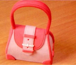 Paso a paso: Tarta bolso y sandalia con fondant Paso a paso: Tarta bolso y sandalia con fondant