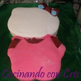 Paso a paso: Tarta Fondant Hello Kitty Paso a paso: Tarta Fondant Hello Kitty