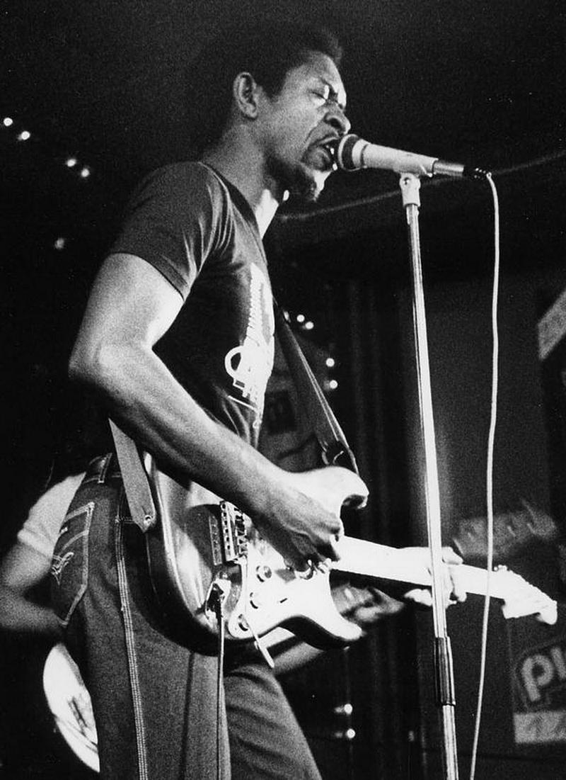 Luther Allison Bad News Is Coming Luther Allison Bad News Is Coming