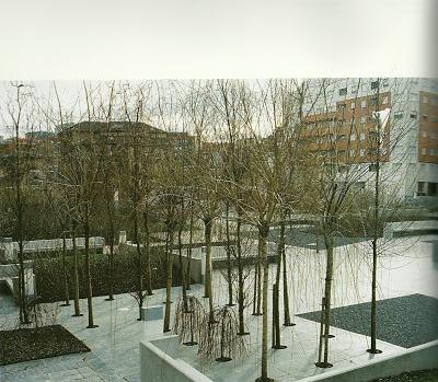 Plaza del Desierto (Barakaldo) por Eduardo Arroyo (NO.MAD)