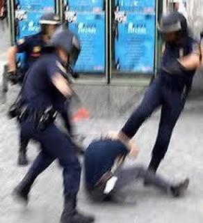 Robocop ataca a menores en Valencia