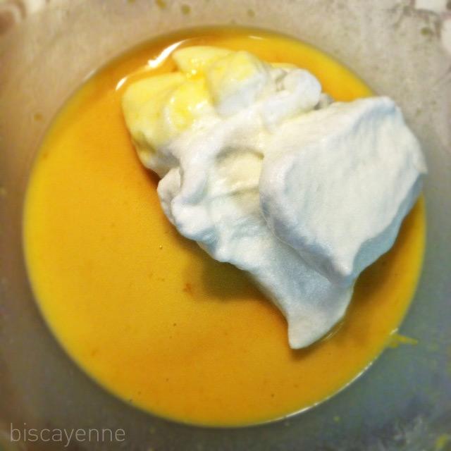 Soufflé tramposo o pudding de limón. Slurp Soufflé tramposo o pudding de limón. Slurp