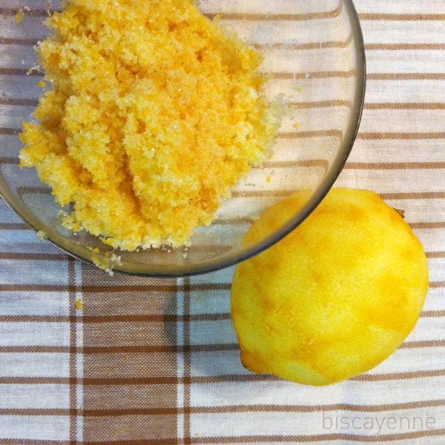 Soufflé tramposo o pudding de limón. Slurp Soufflé tramposo o pudding de limón. Slurp