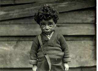 Fotografías de Lewis Hine y pinturas de Odilon Redon en la Fundación Mapfre. Firma de libros de Paul Auster