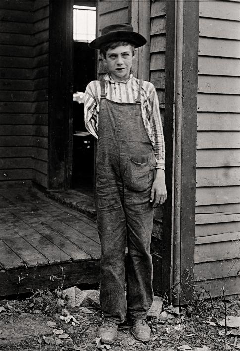 Fotografías de Lewis Hine y pinturas de Odilon Redon en la Fundación Mapfre. Firma de libros de Paul Auster