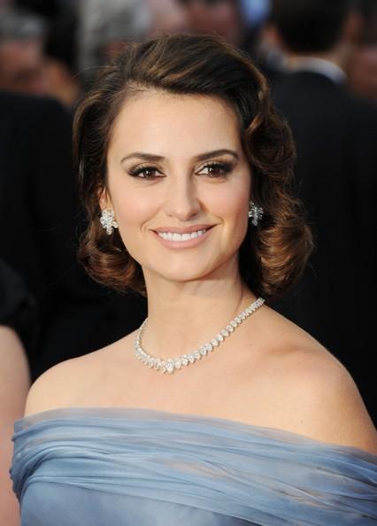 Penelope Cruz Los looks de los Oscar 2012