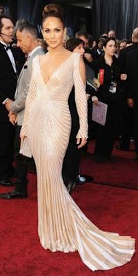 Oscars 2012. Las mejor vestidas. La diva. Estilo xl. La decepción. El peor posado. Espléndida madurez Oscars 2012. Las mejor vestidas. La diva. Estilo xl. La decepción. El peor posado. Espléndida madurez