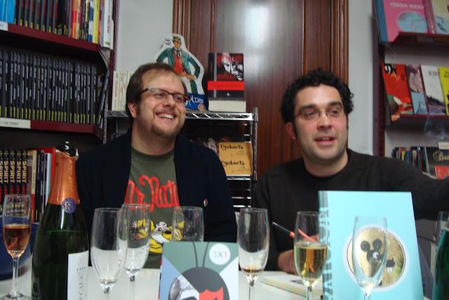 Fotos y vídeos de la presentación de 3X1 en Madrid Comics Fotos y vídeos de la presentación de 3X1 en Madrid Comics