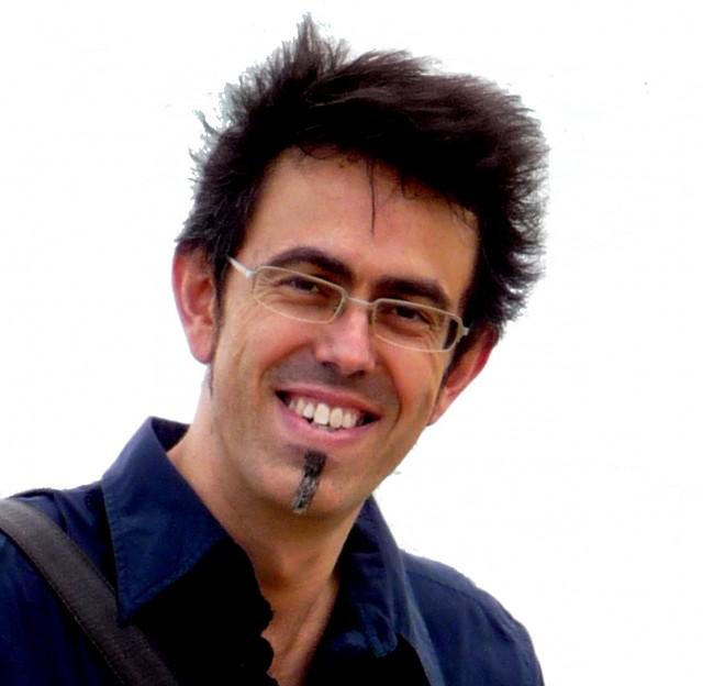 cesteban “La gente a cierta edad deja de leer”, César Esteban creador del Motomutante Maroto