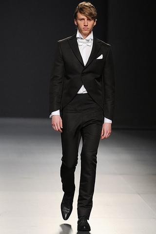 Algo azul... ¿Cómo vestirá el novio en 2012? Algo azul... ¿Cómo vestirá el novio en 2012?