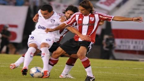 River en la B: Empate en cero con Domínguez y Caruso como protagonistas