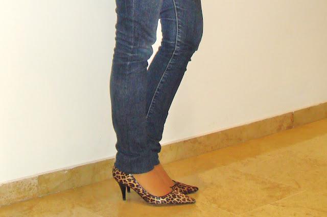 Black,,jeans and leopard.