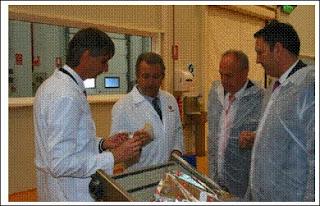 Antonio Cerdá visita Probeltebio en su primer aniversario Antonio Cerdá visita Probeltebio en su primer aniversario