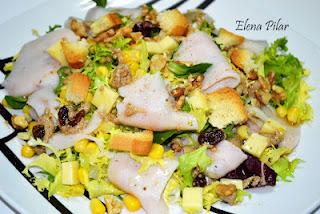 Ensalada crujiente de Pavo, Nueces y Queso Cocina Azul Ensalada crujiente de Pavo, Nueces y Queso Cocina Azul