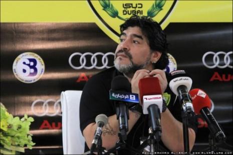 Amando a Maradona: Debut y triunfo