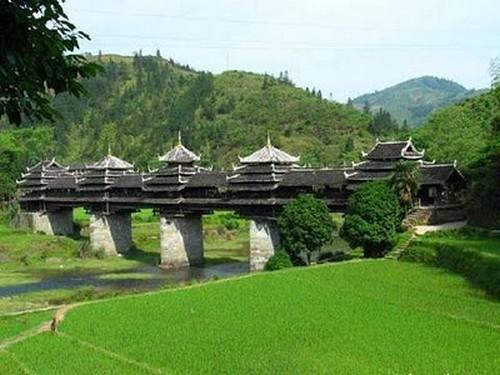 Puentes más curiosos del mundo - Wind-Rain, China
