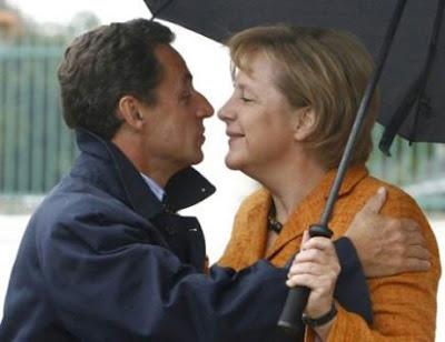 La política tiene también sexo femenino. La política tiene también sexo femenino.