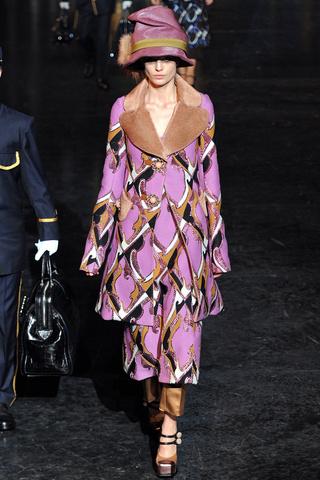 Louis Vuitton en París: Apuesta al estampado Louis Vuitton en París: Apuesta al estampado