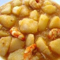 Patatas con Langostinos Cova y la generosa cordialidad de su cocina en Comoju